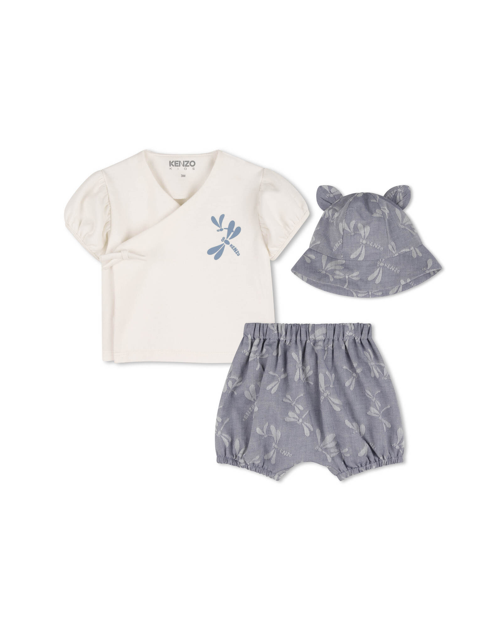 Футболка, шорты, панама