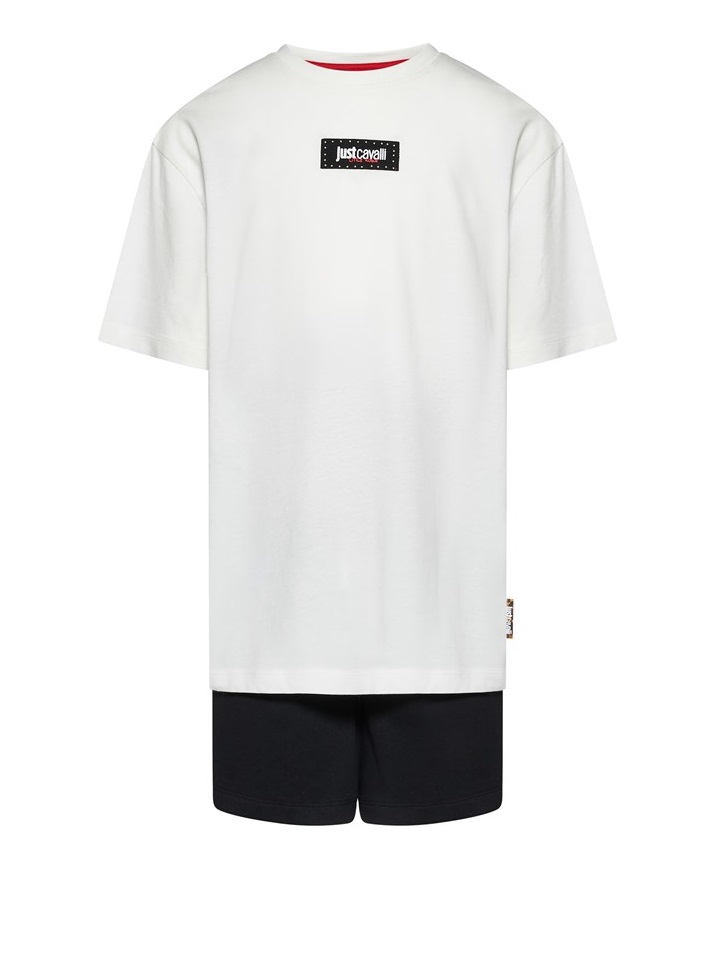 Футболка, шорты