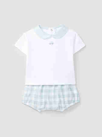 Футболка, шорты