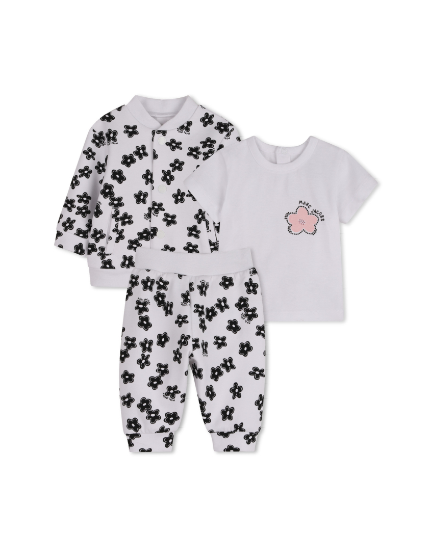 Толстовка, футболка, брюки в упаковке