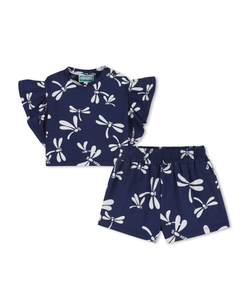 Футболка, шорты