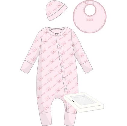 Комбинезон, шапка и слюнявчик