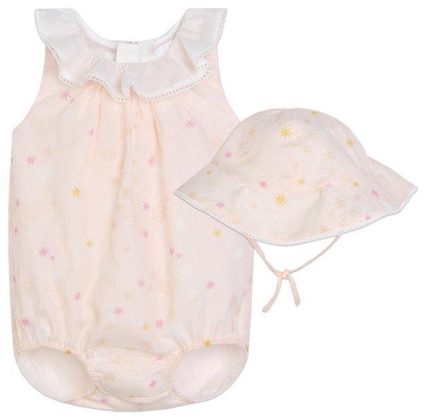 Комбинезон и панама