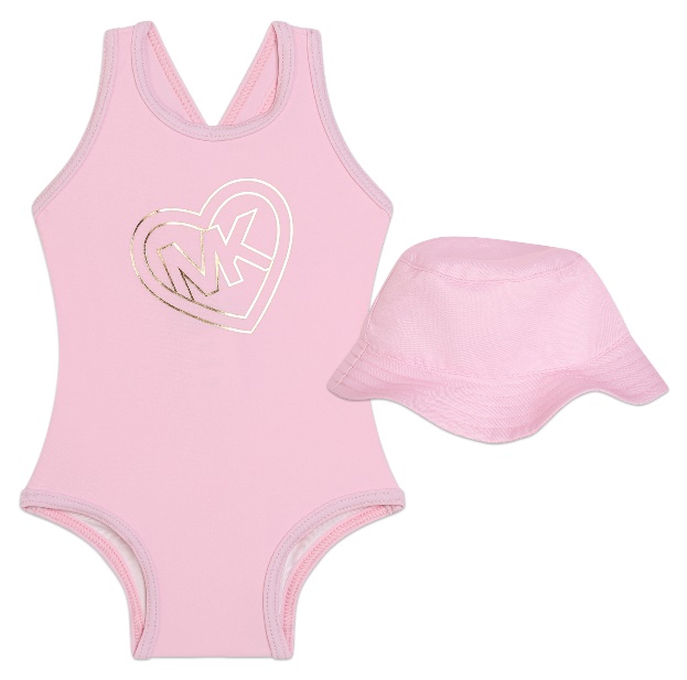 Купальник и панама