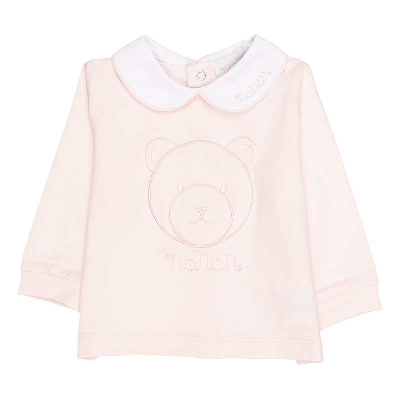 Футболка и брюки