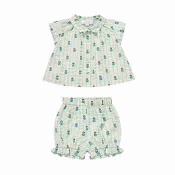 Блузка и шорты