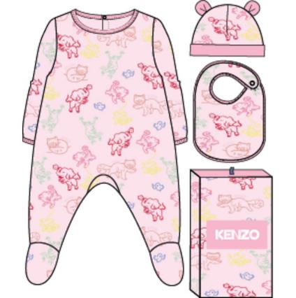 Комплект (комбинезон, шапка и слюнявчик)