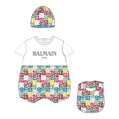 Полукомбинезон с шапкой и слюнявчиком