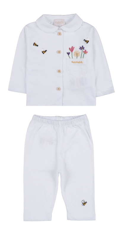 Блузка с брюками