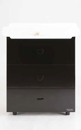 Пеленальный стол