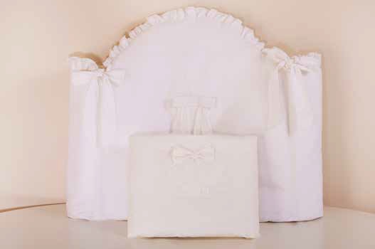 Бортик для кровати