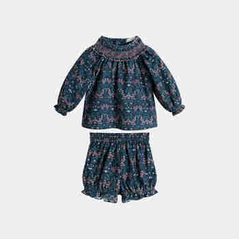 Комплект (блузка, шорты)