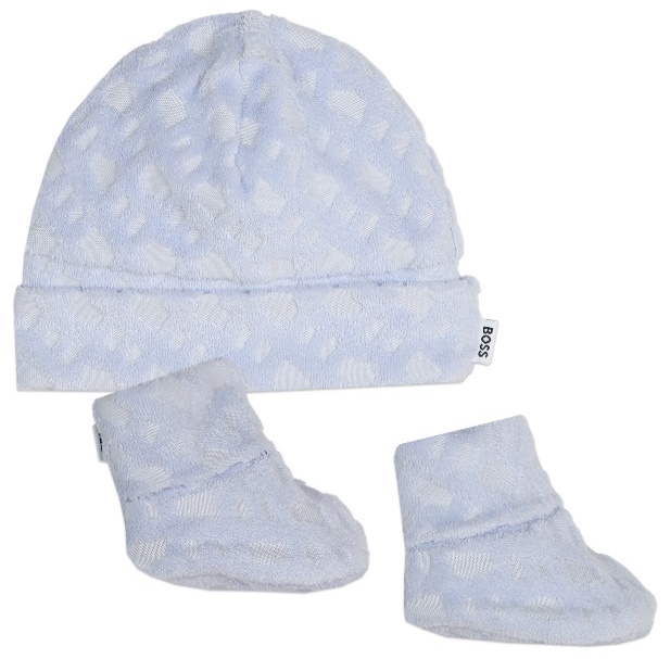 Шапка и пиньетки