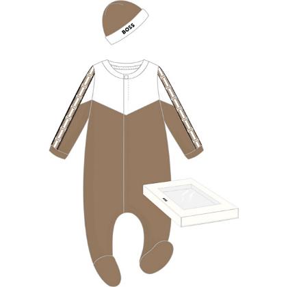 Комбинезон и шапка