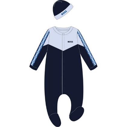 Комбинезон и шапка