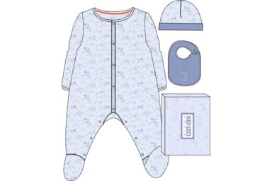 Пижама, шапка, слюнявчик в упаковке