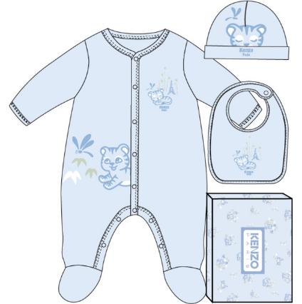Комбинезон, шапка, слюнявчик в упаковке