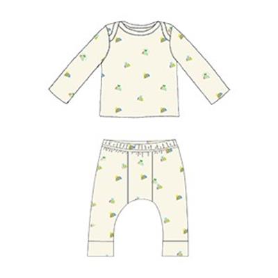 Футболка с брюками