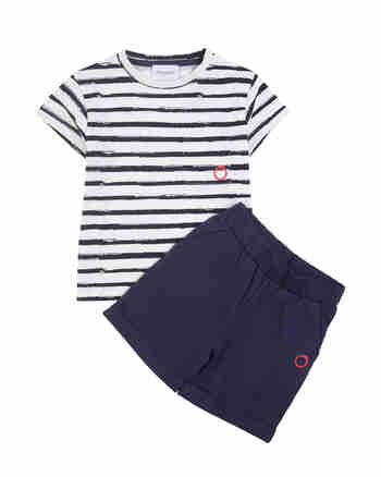 Футболка и шорты