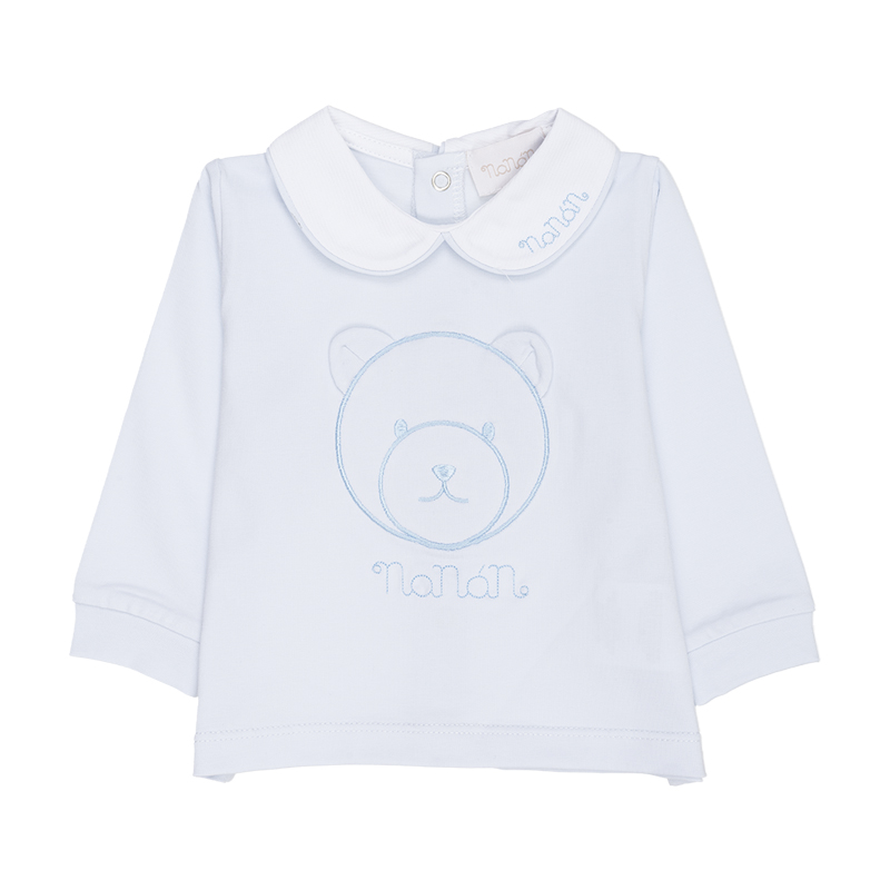 Футболка и брюки