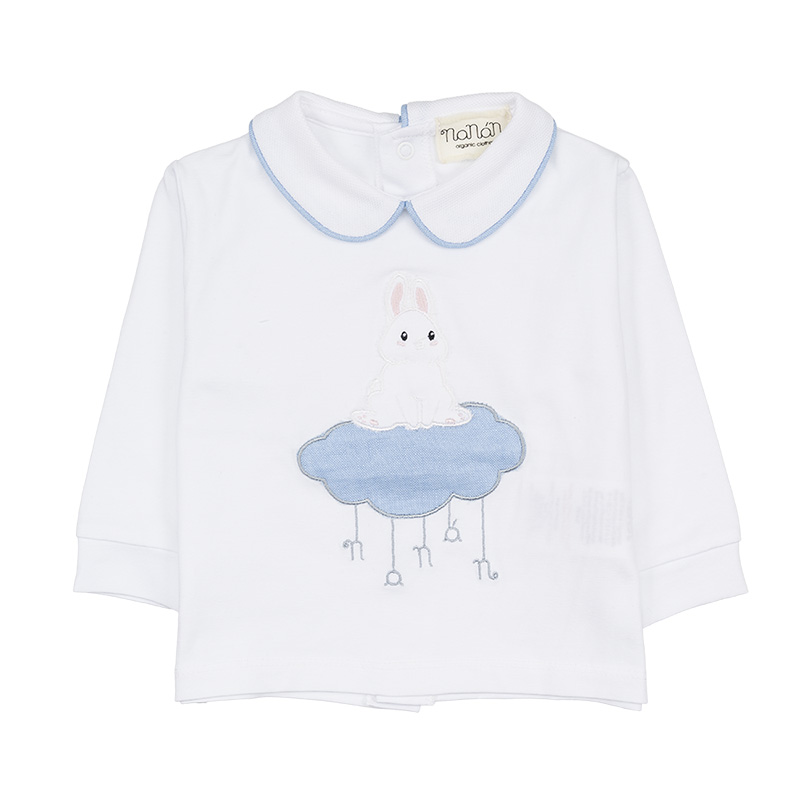 Футболка и брюки