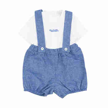 Футболка и шорты на лямках