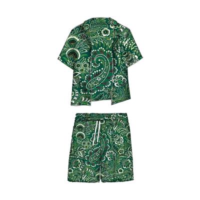 Рубашка с шортами