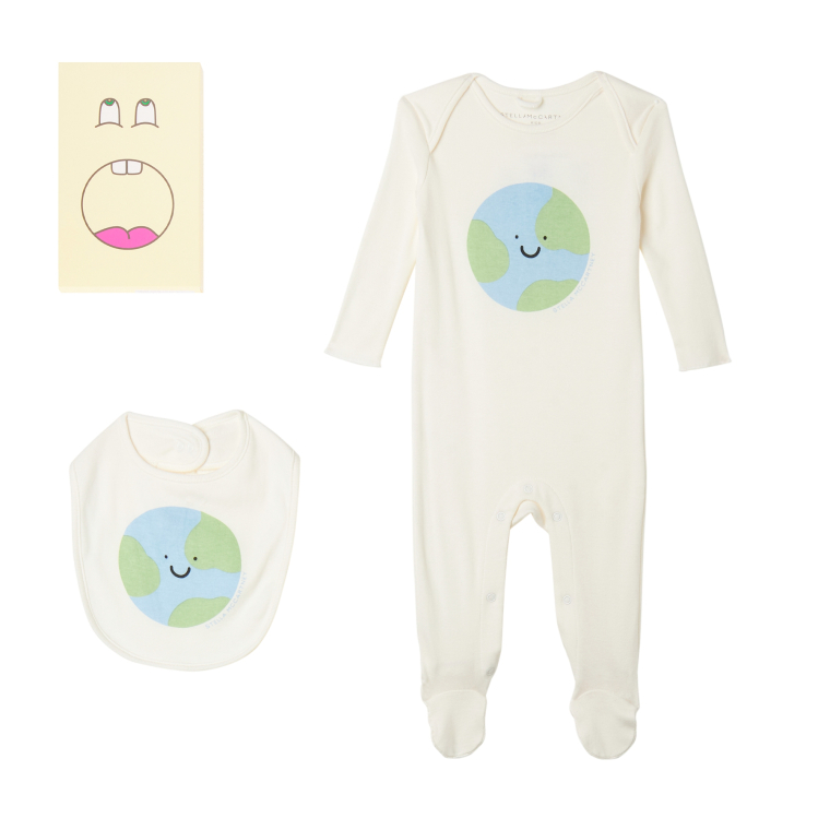 Комбинезон, слюнявчик в упаковке