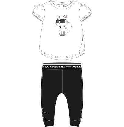 Футболка и легинсы