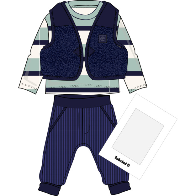 Жилет, футболка, брюки в упаковке