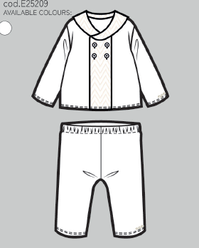 Блузка с брюками