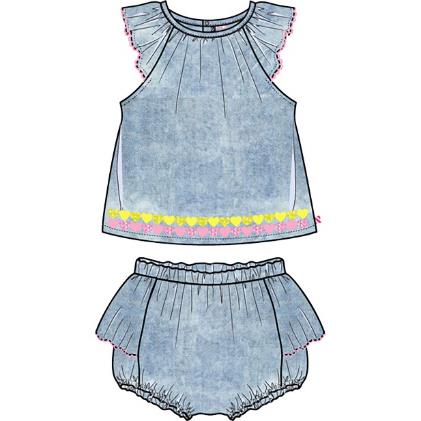 Блузка и шорты