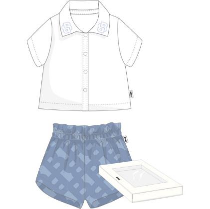 Блузка и шорты