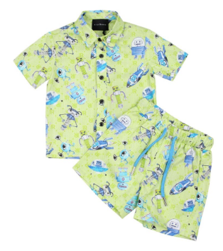 Рубашка с шортами